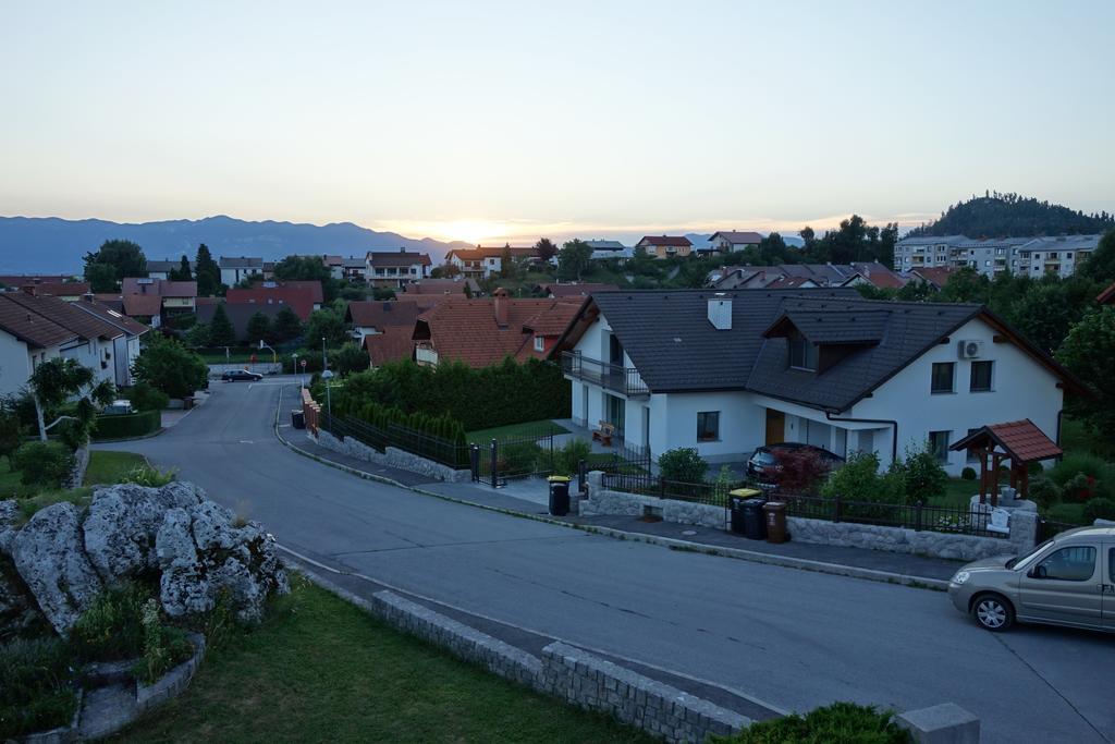 Apartment Beks Postojna Bagian luar foto