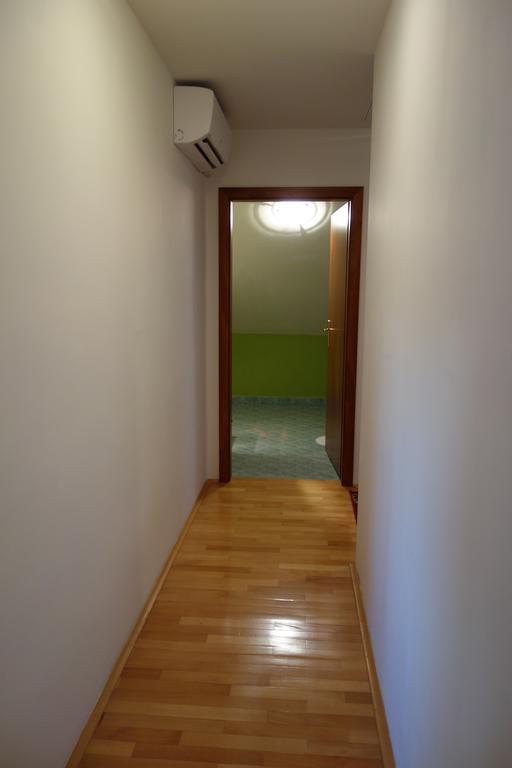 Apartment Beks Postojna Bagian luar foto